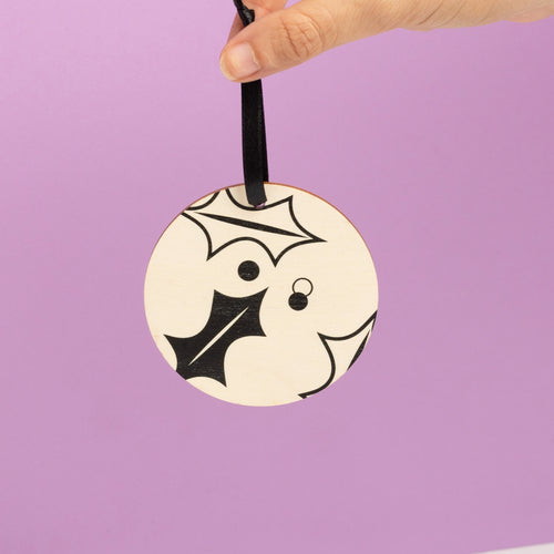 Black and white holly, wooden tree decoration