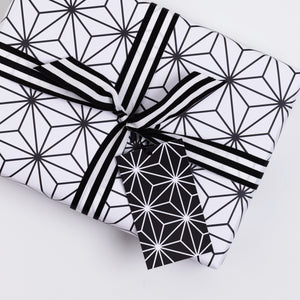 Lined Stars | Christmas Wrapping Paper